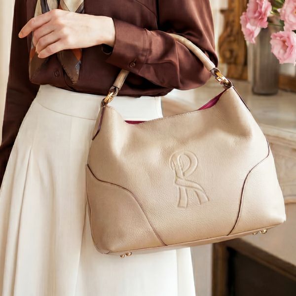 レーネグレージュ