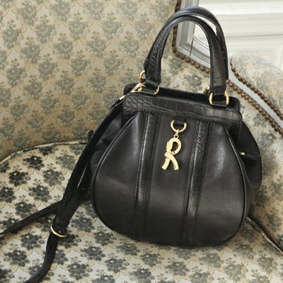 Roberta di Camerino 2wayバッグ ピッコリーナ ロベルタ】ポシェット＆ショルダーになる休日2wayポシェット。マドンナ